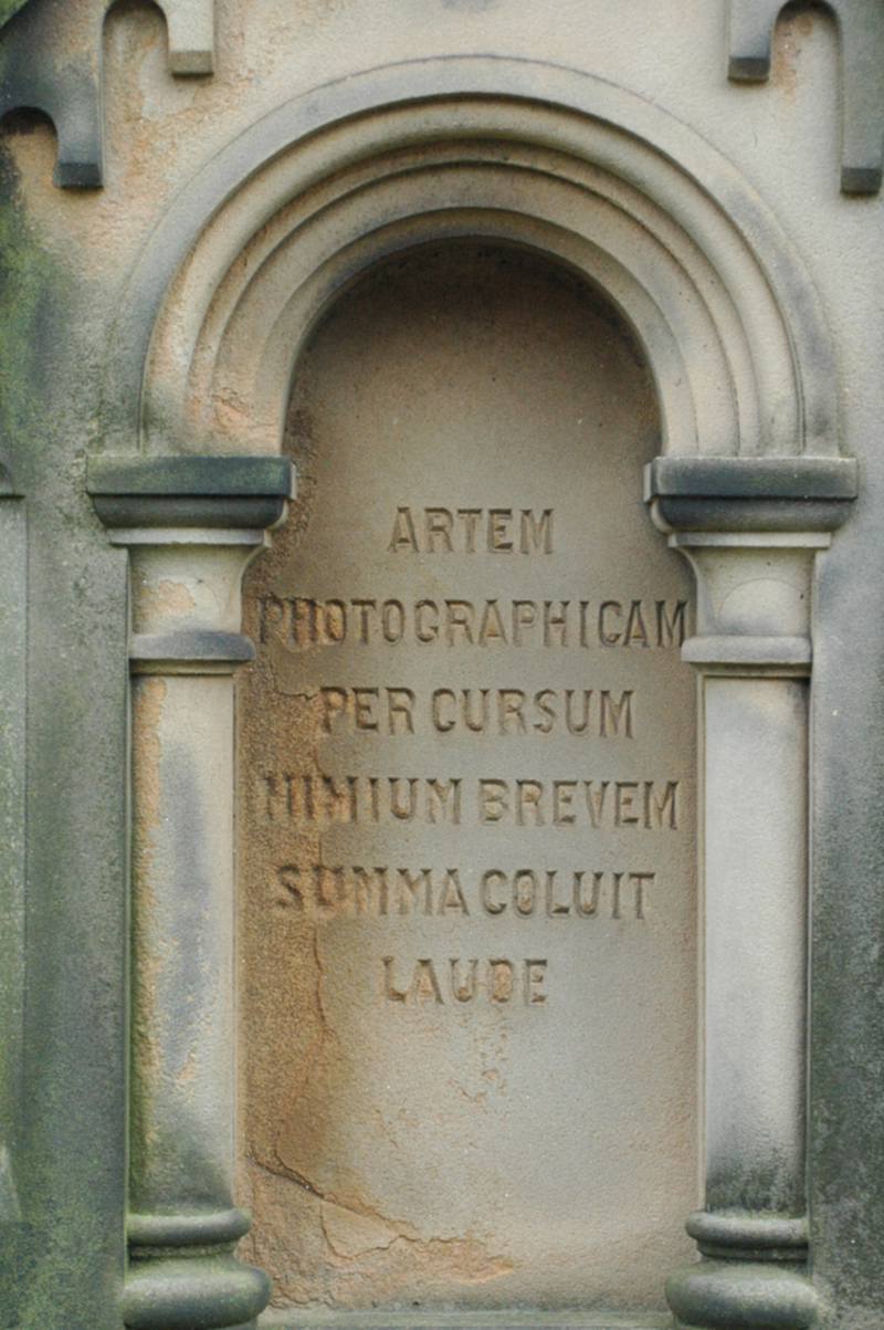Szabó Iván síremlékének részlete Edinburgh-ban, Farkas Zsuzsa felvétele, 2012
