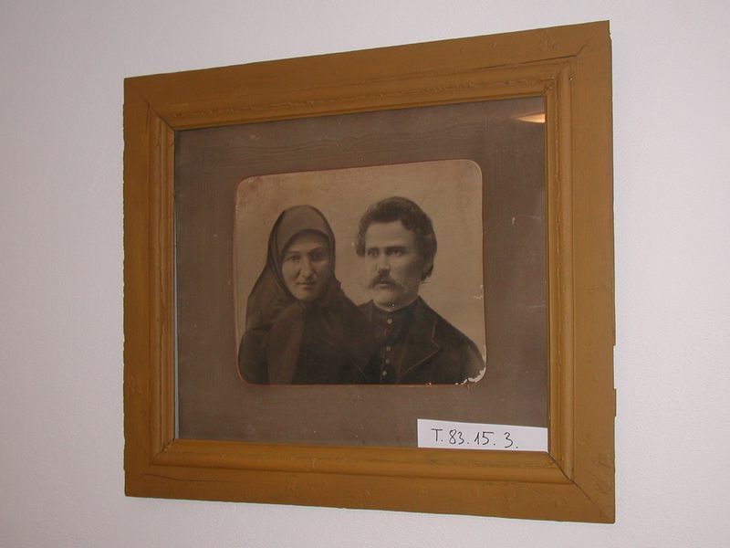 Schmidt János és felesége, 1900-as évek, reprodukció. © Wosinsky Mór Megyei Múzeum újkortörténeti archív fotó gyűjtemény