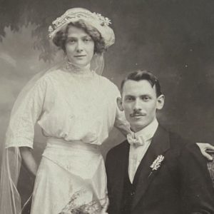 Walter Amália és Fejér Mihály esküvői képe, 1913, Opál műterem felvétele