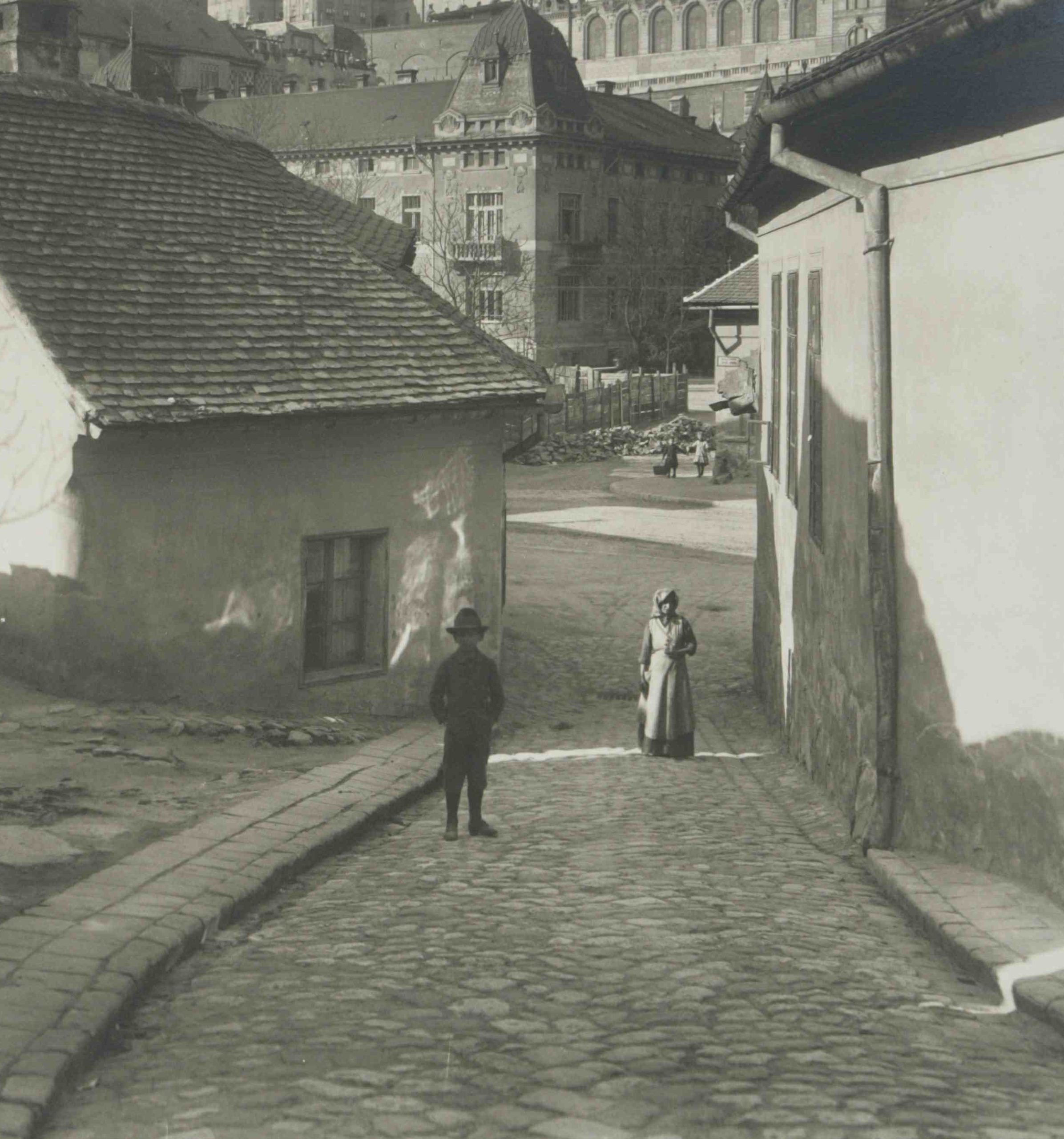 Erdélyi Mór fotográfiái a Kiscelli Múzeum Fényképgyűjteményében